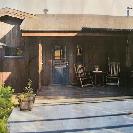 Stensens Overnatting Russenes Exterior photo